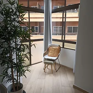 yourcanterasbeachapartment.in-canary-islands.com/
